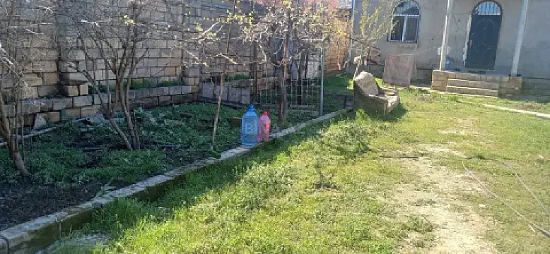Satılır 5 otaqlı həyət evi 240 m² — Bakı 5 otaq 240.00 m²