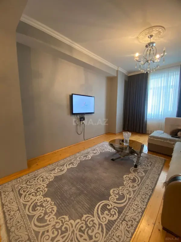 Satılır 2 otaqlı mənzil 75 m²
