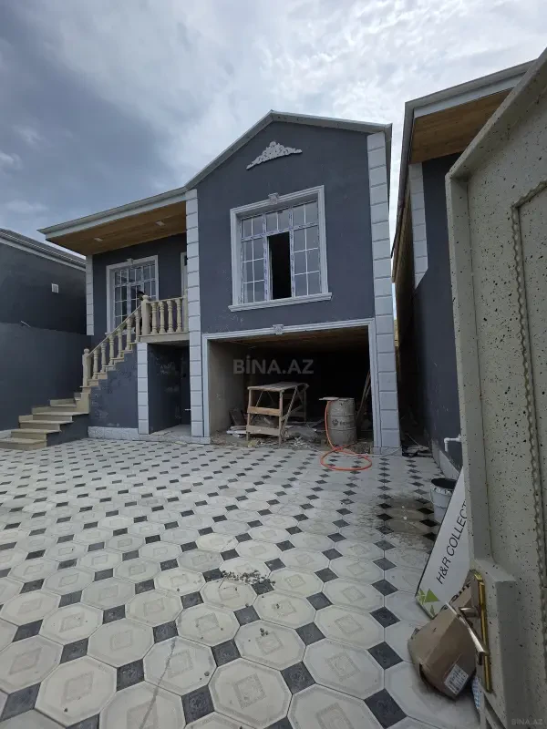 Satılır 3 otaqlı həyət evi 190 m²