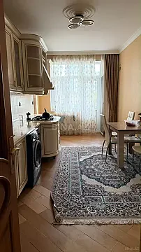 Kirayə verilir 2 otaqlı mənzil 110 m² — Bakı, Nizami 2 otaq 110.00 m²