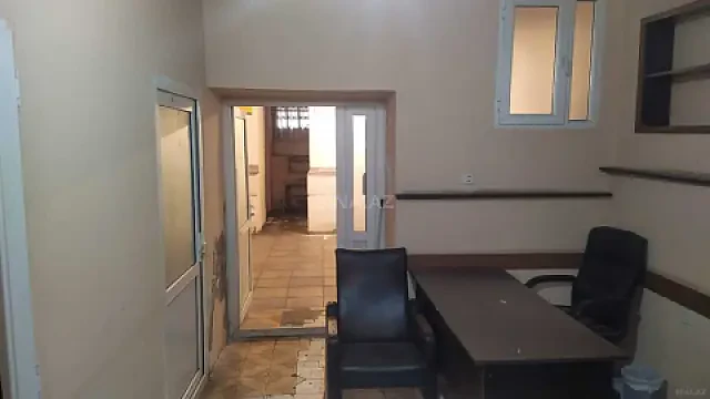 Kirayə verilir obyekt 100 m² — Bakı, Nizami 100.00 m²