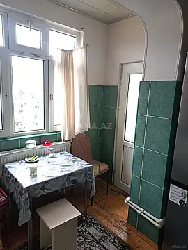 Satılır 4 otaqlı mənzil 80 m² — Bakı 4 otaq 80.00 m²