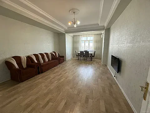 Kirayə verilir 2 otaqlı mənzil 79 m² — Bakı, Əhmədli 2 otaq 79.00 m²