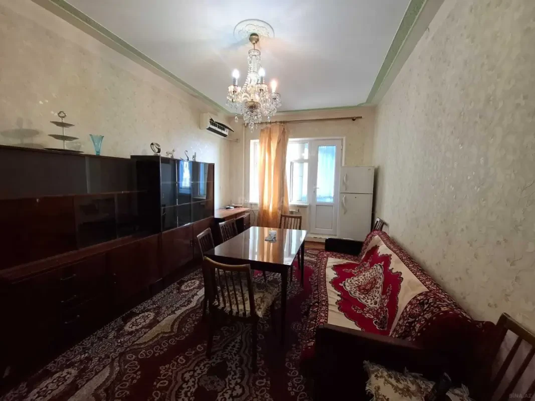 Satılır 1 otaqlı mənzil 40 m²