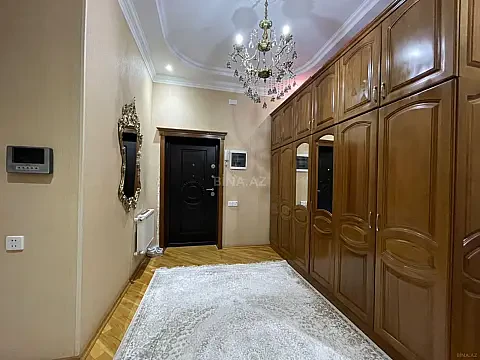 Kirayə verilir 4 otaqlı mənzil 156 m² — Bakı 4 otaq 156.00 m²