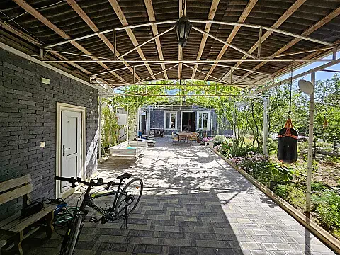 Satılır 4 otaqlı həyət evi 150 m² — Bakı 4 otaq 150.00 m²