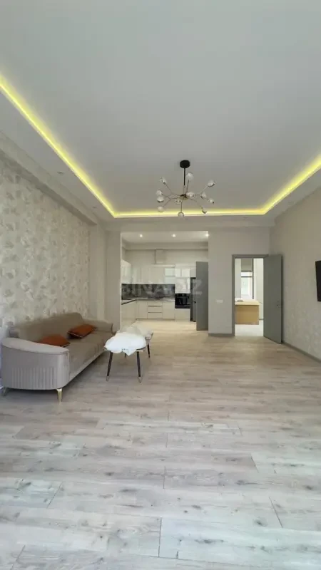 Kirayə verilir 3 otaqlı mənzil 120 m²