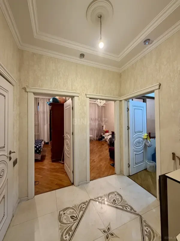 Satılır 1 otaqlı mənzil 52 m²