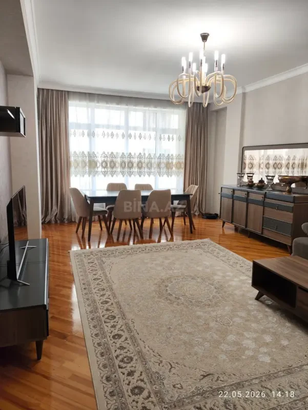 Satılır 3 otaqlı mənzil 140 m²