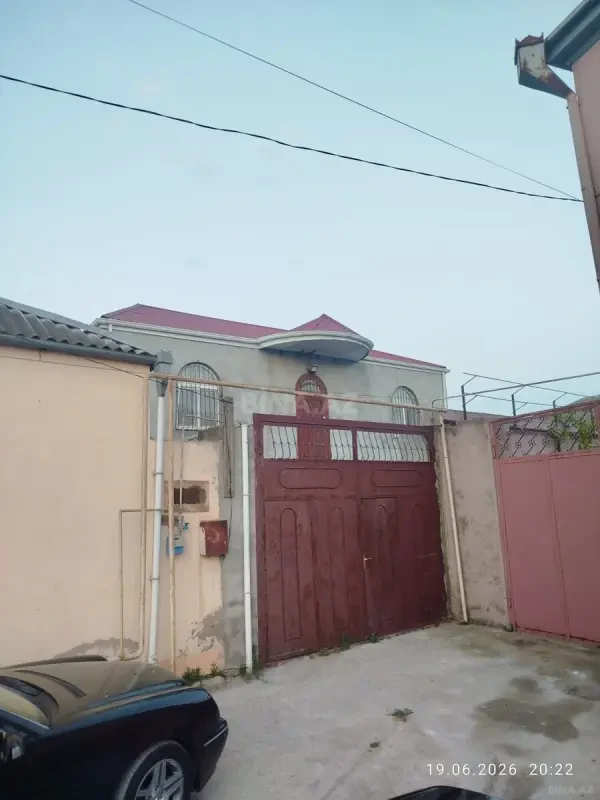 Satılır 5 otaqlı həyət evi 150 m²