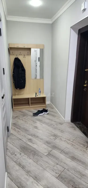 Kirayə verilir 2 otaqlı mənzil 70 m²