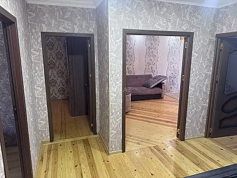 Kirayə verilir 4 otaqlı mənzil 70.5 m² — Gəncə 4 otaq 70.50 m²