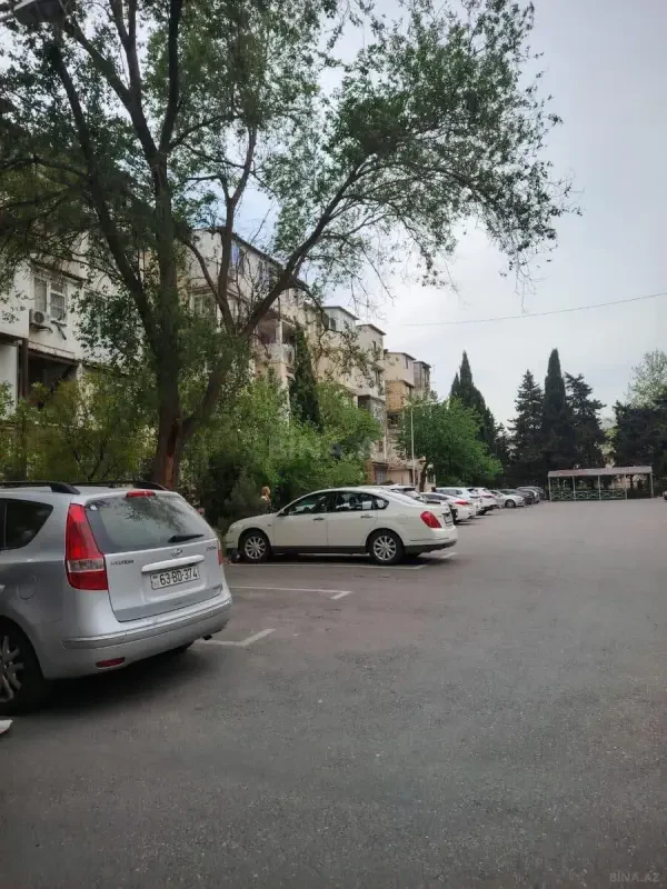 Kirayə verilir 2 otaqlı mənzil 50 m²