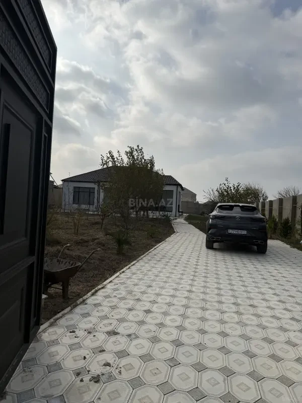 Kirayə verilir 4 otaqlı həyət evi 220 m²