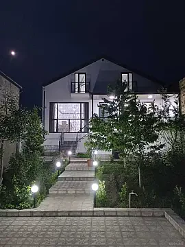 Kirayə verilir 5 otaqlı həyət evi 120 m² — Quba 5 otaq 120.00 m²