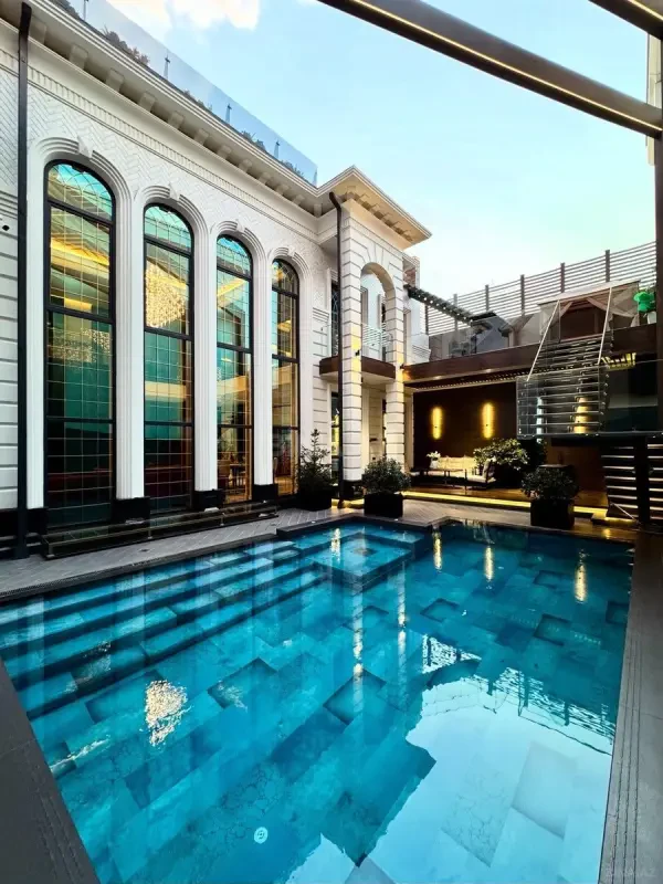 Kirayə verilir 5 otaqlı həyət evi 400 m²