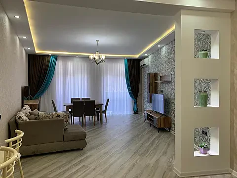 Kirayə verilir 3 otaqlı mənzil 116 m² — Bakı, Nizami 3 otaq 116.00 m²