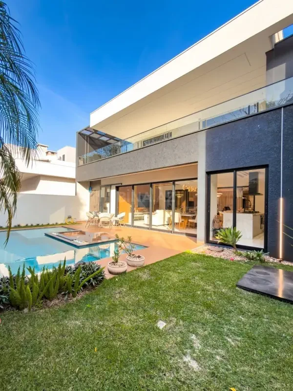 Kirayə verilir 5 otaqlı həyət evi 350 m²