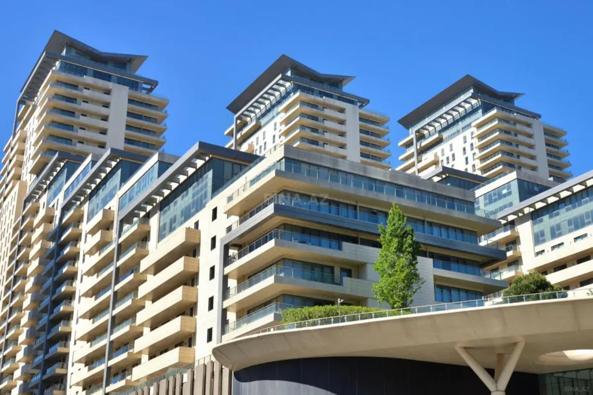 Kirayə verilir 4 otaqlı mənzil 187 m²