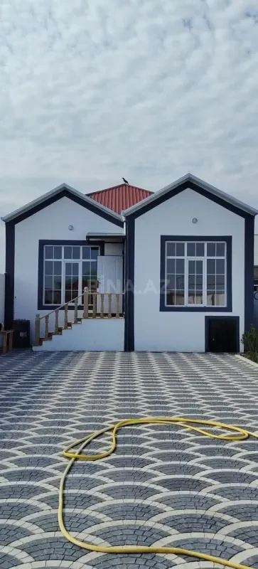 Satılır 4 otaqlı həyət evi 75 m²