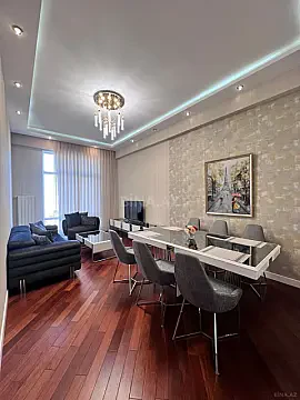 Kirayə verilir 2 otaqlı mənzil 70 m² — Bakı, Nizami 2 otaq 70.00 m²