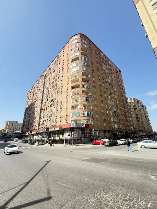 Kirayə verilir 3 otaqlı mənzil 135 m²