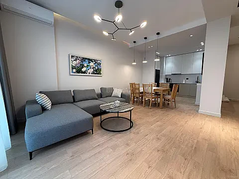Kirayə verilir 3 otaqlı mənzil 115 m² — Bakı 3 otaq 115.00 m²