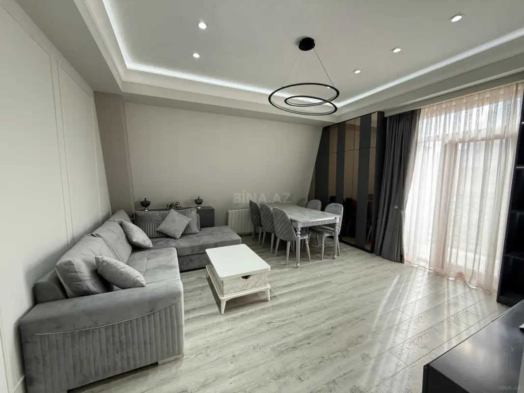 Kirayə verilir 3 otaqlı mənzil 130 m²