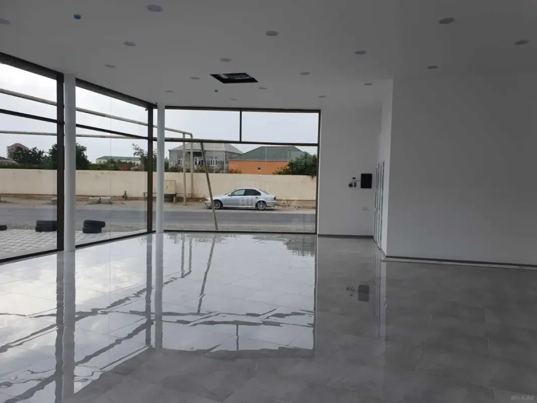 Kirayə verilir obyekt 180 m²
