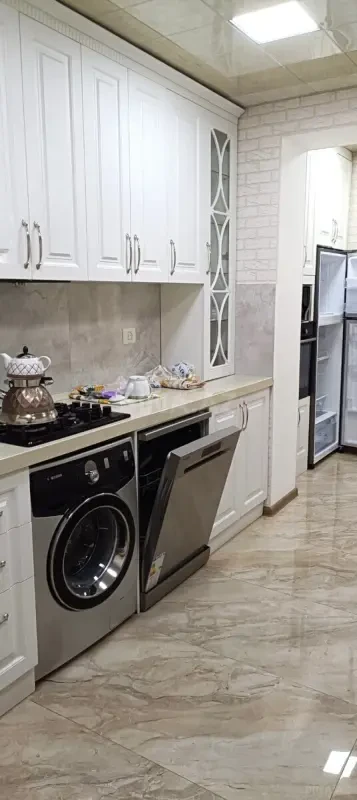 Kirayə verilir 3 otaqlı mənzil 82 m²