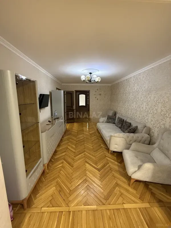 Kirayə verilir 2 otaqlı mənzil 55 m²