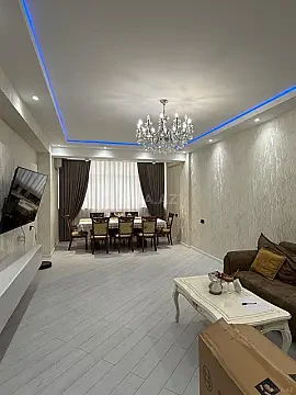 Satılır 4 otaqlı mənzil 135 m² — Bakı, Həzi Aslanov qəs. 4 otaq 135.00 m²