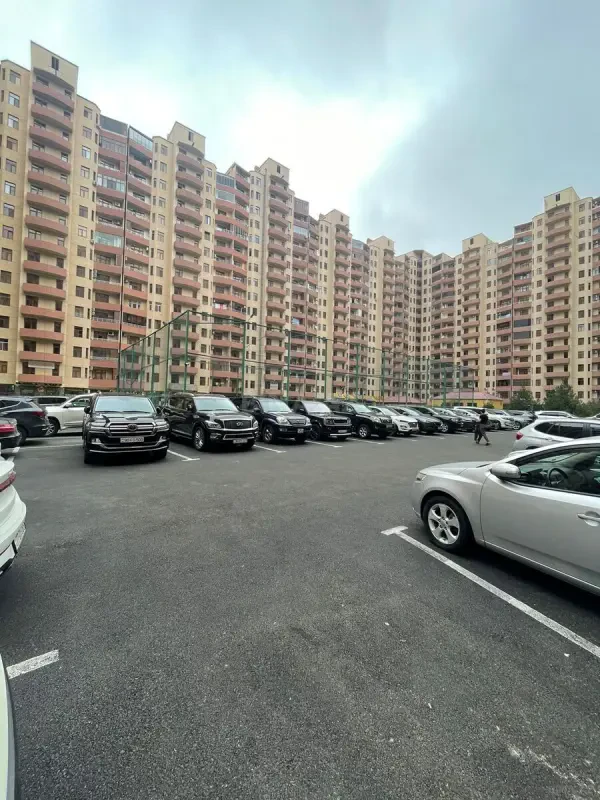 Kirayə verilir 2 otaqlı mənzil 69 m²