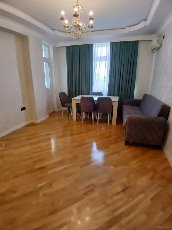 Kirayə verilir 2 otaqlı mənzil 47 m²