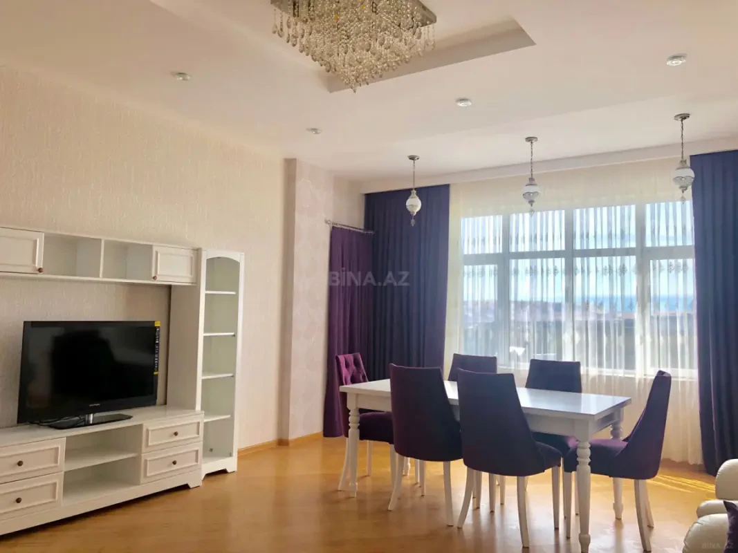 Kirayə verilir 2 otaqlı mənzil 100 m²