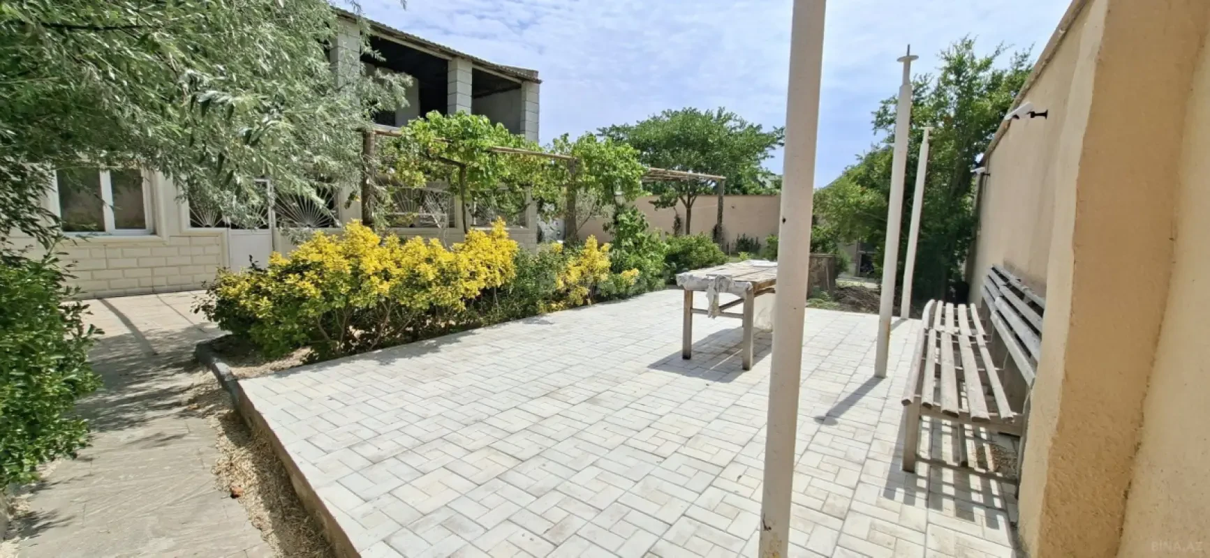 Satılır 4 otaqlı həyət evi 110 m²