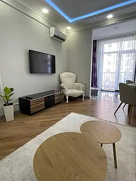 Kirayə verilir 2 otaqlı mənzil 80 m² — Bakı 2 otaq 80.00 m²