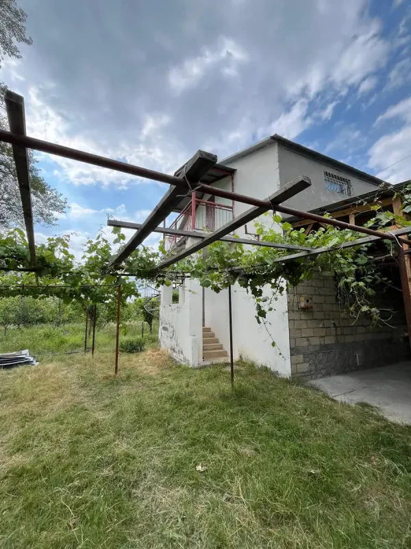 Kirayə verilir 2 otaqlı həyət evi 50 m²