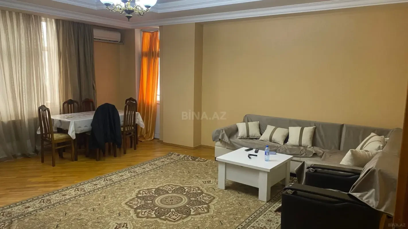 Kirayə verilir 2 otaqlı mənzil 100 m²