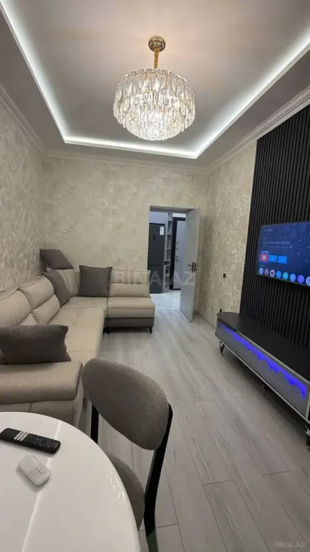 Kirayə verilir 2 otaqlı mənzil 65 m²