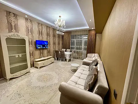 Kirayə verilir 3 otaqlı mənzil 110 m² — Bakı 3 otaq 110.00 m²