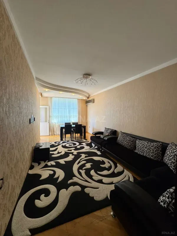 Kirayə verilir 2 otaqlı mənzil 85 m²