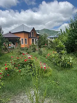 Kirayə verilir 4 otaqlı həyət evi 240 m² — İsmayıllı 4 otaq 240.00 m²