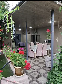 Kirayə verilir 4 otaqlı həyət evi 200 m² — Qəbələ 4 otaq 200.00 m²