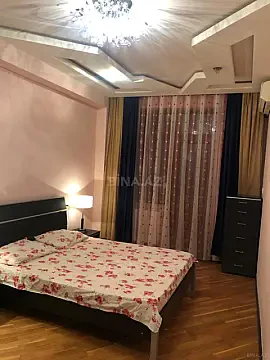Kirayə verilir 3 otaqlı mənzil 115 m² — Bakı, Nizami 3 otaq 115.00 m²