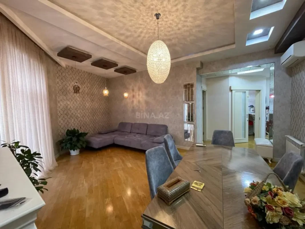 Kirayə verilir 3 otaqlı mənzil 105 m²