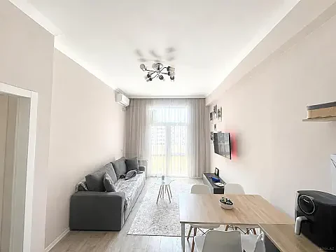 Satılır 2 otaqlı mənzil 42 m² — Bakı, Yeni Günəşli 2 otaq 42.00 m²
