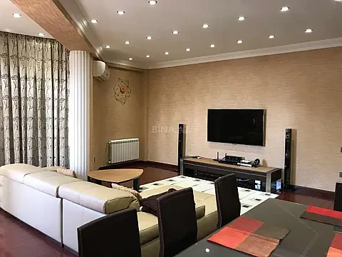 Kirayə verilir 4 otaqlı mənzil 179 m² — Bakı 4 otaq 179.00 m²