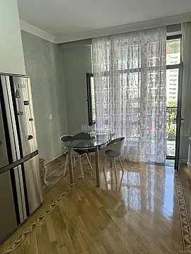Kirayə verilir 2 otaqlı mənzil 90 m² — Bakı, Nərimanov 2 otaq 90.00 m²