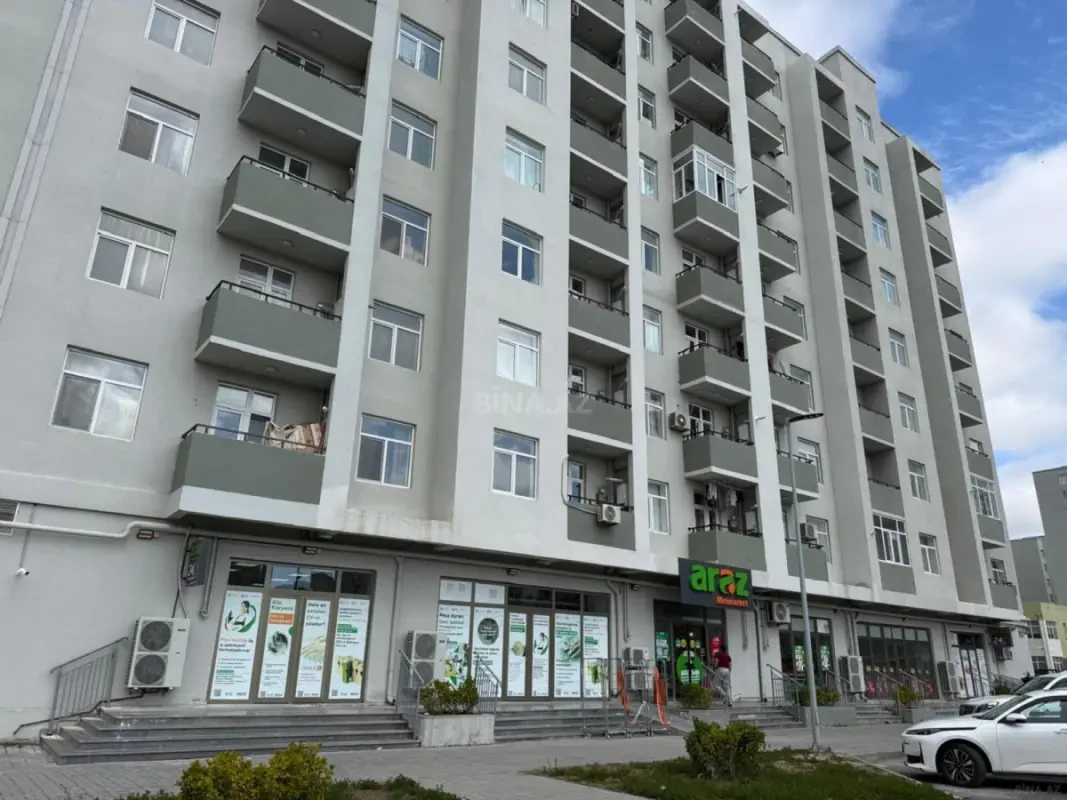 Satılır 4 otaqlı mənzil 115 m²